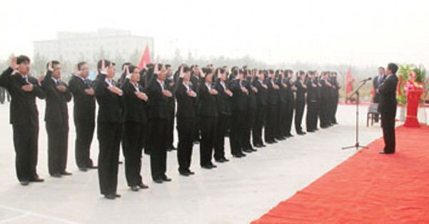 <a href='http://www.jinshusc.com' class='keys' title='點擊查看關于氧化鎂的相關信息' target='_blank'>氧化鎂</a>廠家